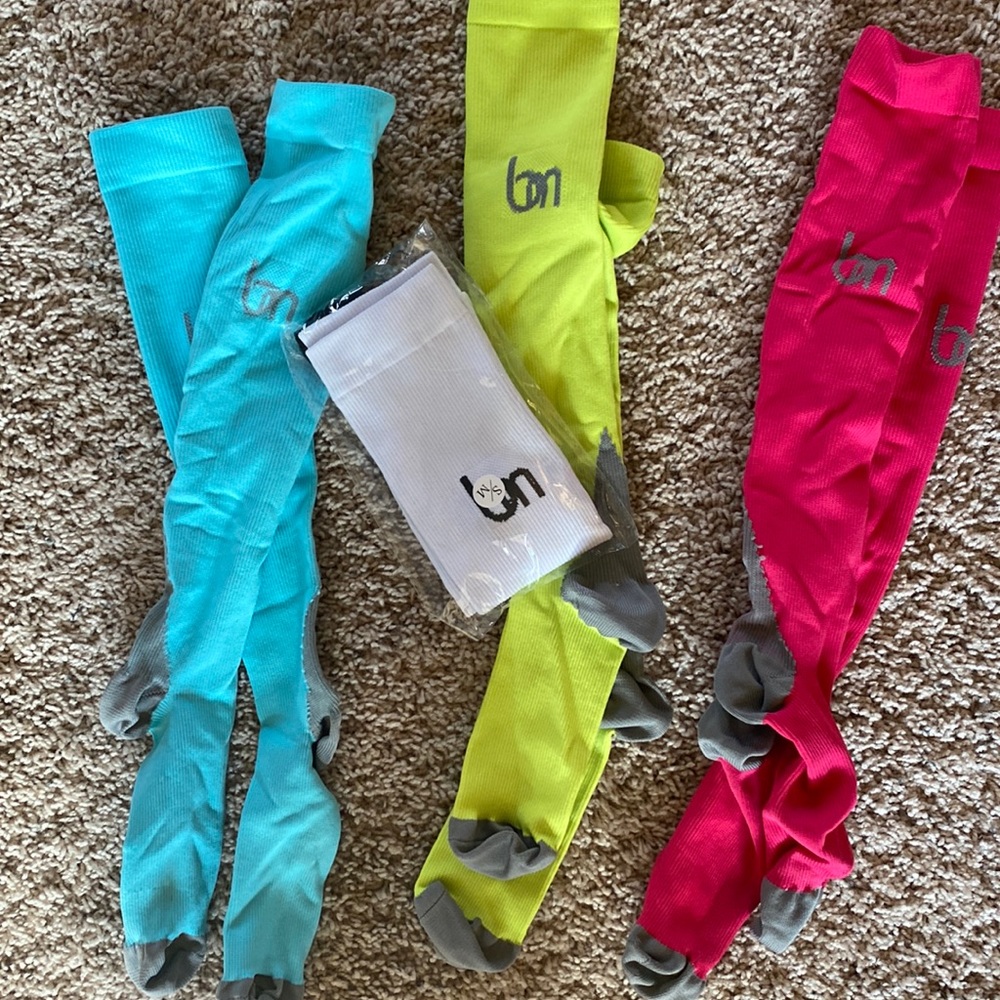 S\M compression socks